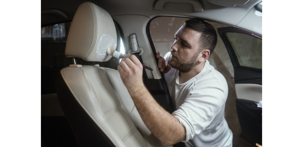 Jakie są najlepsze środki do renowacji skóry?