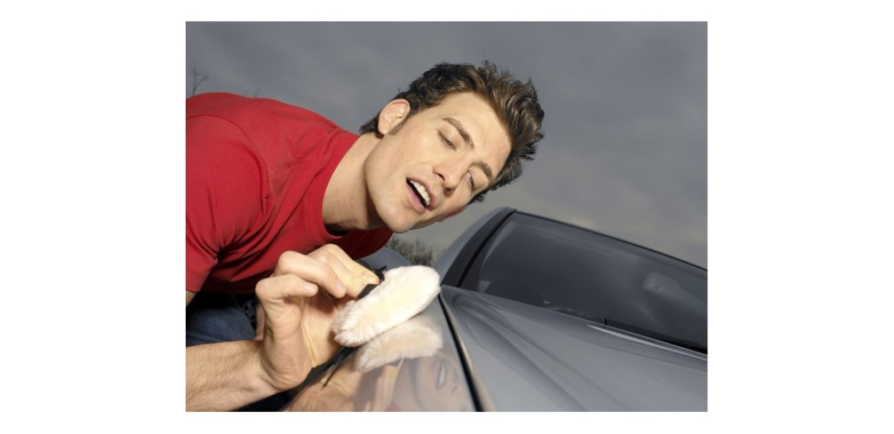Ręczne polerowanie lakieru auta – opis krok po kroku