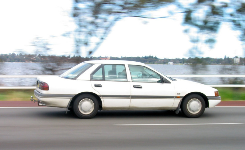 Jak ręcznie osuszać auto?